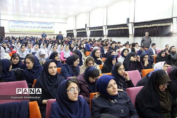 آیین تجلیل از نفرات برتر سی و ششمین دوره مسابقات فرهنگی و هنری و پرسش مهر رئیس جمهوری در ارومیه