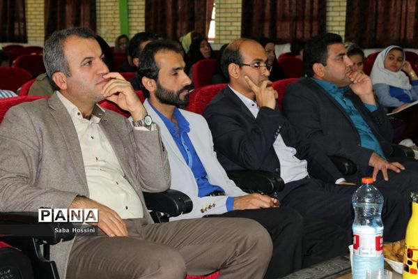 مراسم تجلیل از دانش‌آموزان معلول به میزبانی دبیرستان قاضی در گله‌دار فارس