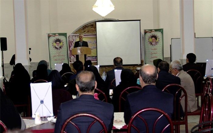 دوره آموزشی کیفیت بخشی مدارس شاهد، قطب کشوری در سنندج در حال برگزاری است