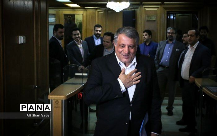 رئیس شورای شهر تهران: موافق تعدیل از بالا هستم
