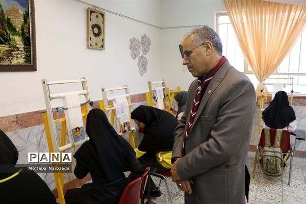 برگزاری جشنواره غذای سالم  و دست سازه‌های هنرجویان  هنرستان شهدای فلسطین ناحیه 4 مشهد