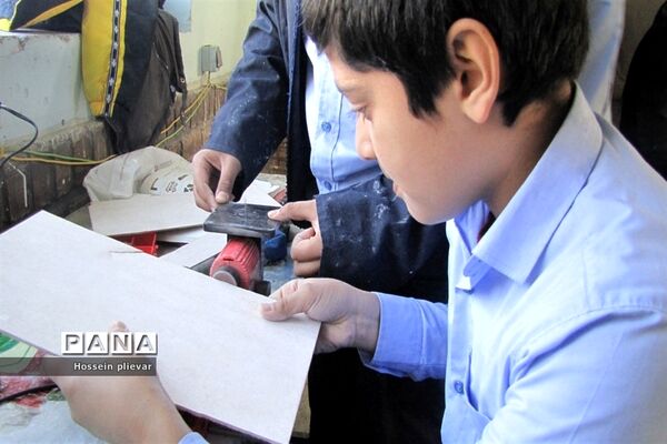 اولین روز از جلسه کارگاه دبیرستان شهید نواب صفوی با حضور کلاس هفتم