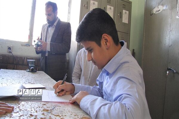 اولین روز از جلسه کارگاه دبیرستان شهید نواب صفوی با حضور کلاس هفتم
