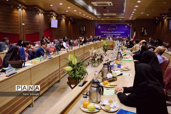 نشست هم اندیشی اعضا هیئت اندیشه ورز شهرستان‌های استان تهران در شهریار