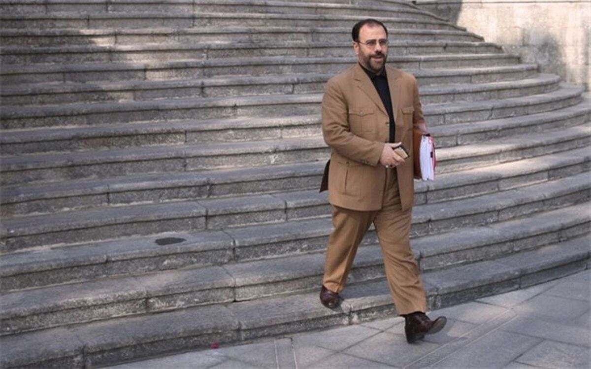 نظر معاون پارلمانی رئیس‌جمهوری در مورد کلیپ پخش شده از نماینده سراوان