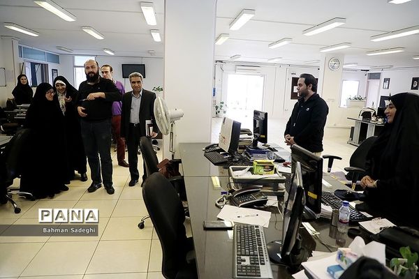 بازدید مدیرکل دفتر آموزش دوره اول متوسطه از خبرگزاری پانا