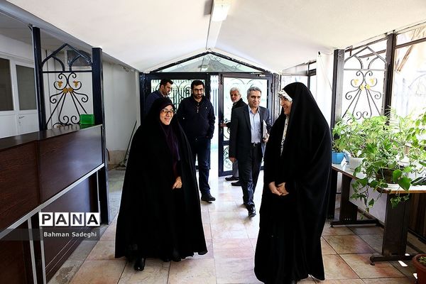 بازدید مدیرکل دفتر آموزش دوره اول متوسطه از خبرگزاری پانا