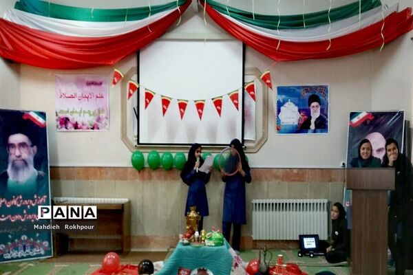 برگزاری جشن یلدا در دبیرستان متوسطه اول فخرالزمان قریب