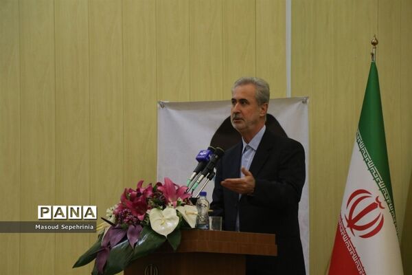 بازدید معاون استخدامی رئیس جمهور از شعبه پنجم سازمان تامین اجتماعی تبریز