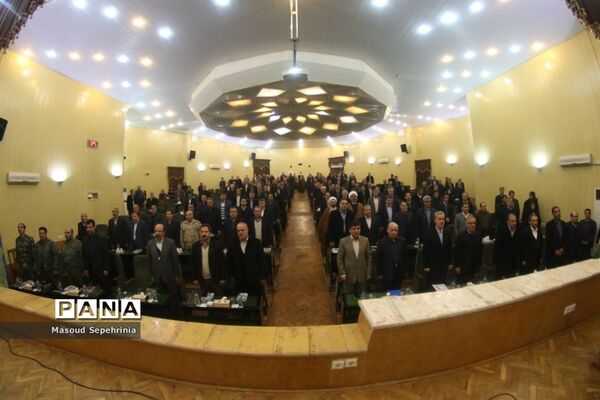 بازدید معاون استخدامی رئیس جمهور از شعبه پنجم سازمان تامین اجتماعی تبریز