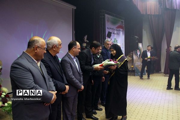 مراسم تجلیل از برترین‌های کنکور 97 ناحیه یک ارومیه