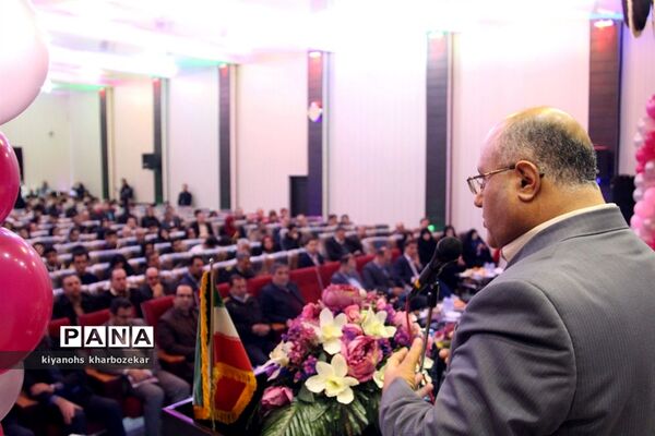 مراسم تجلیل از برترین‌های کنکور 97 ناحیه یک ارومیه