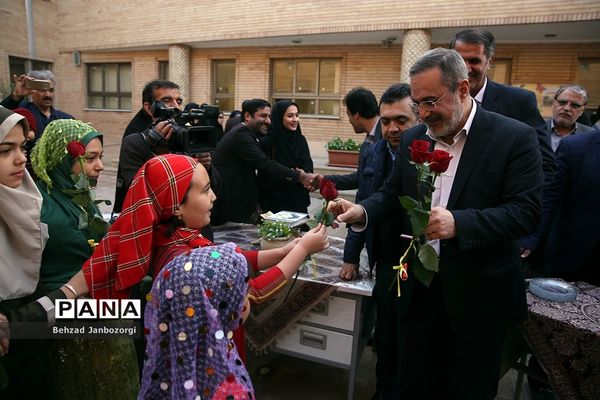 سفر یک روزه وزیر آموزش و پرورش به آران و بیدگل