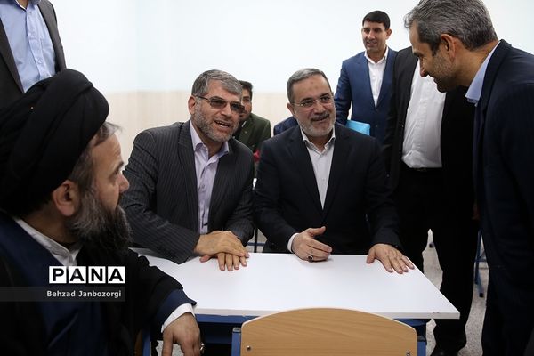 سفر یک روزه وزیر آموزش و پرورش به آران و بیدگل