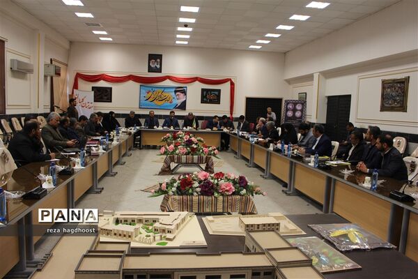 جلسه رسیدگی به تخلفات اداری با موضوع بررسی حادثه آتش‌سوزی مدرسه غیر دولتی زاهدان