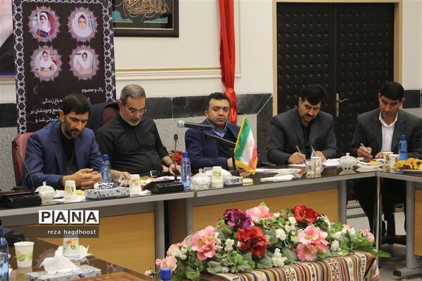 جلسه رسیدگی به تخلفات اداری با موضوع بررسی حادثه آتش‌سوزی مدرسه غیر دولتی زاهدان