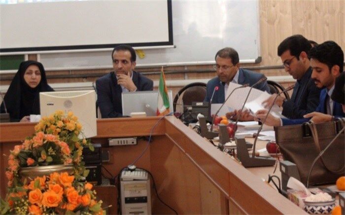 بازدید یک روزه معاون آموزش ابتدایی اداره کل از مدارس و مراکز پیش دبستانی شهرستان میبد