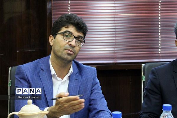 دیدار نایب رئیس  فدراسیون موج سواری آسیا با مدیرکل آموزش و پرورش استان بوشهر