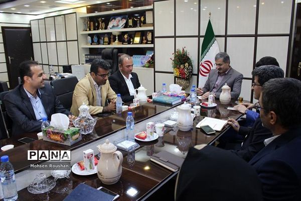 دیدار نایب رئیس  فدراسیون موج سواری آسیا با مدیرکل آموزش و پرورش استان بوشهر