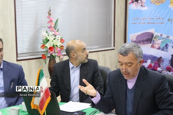 نشست خبری معاون سواد آموزی آموزش و پرورش خراسان رضوی