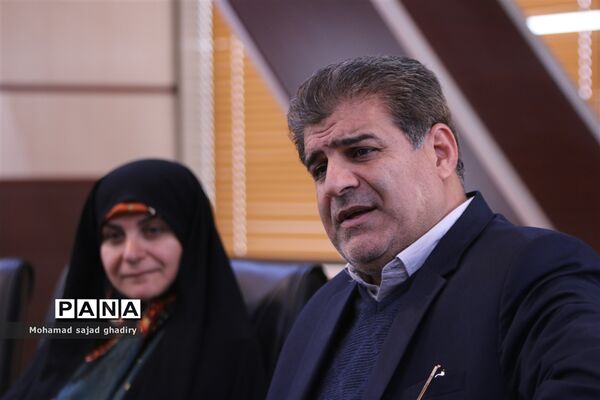 دیدار صمیمی استاندار تهران  با مدیرکل آموزش و پرورش شهر تهران