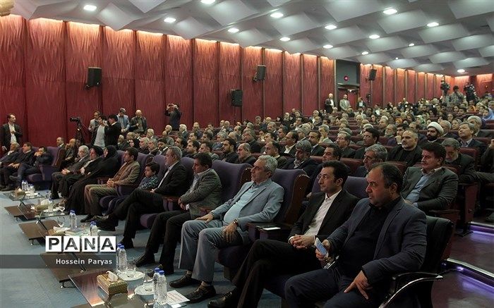 همایش تکریم خیرین مدرسه‌ساز کرمانشاه آغاز به کار کرد