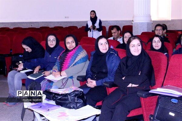دوره مدرسی و دانش  افزایی بازی‌های بومی محلی مرحله دوم  کشوری در بوشهر