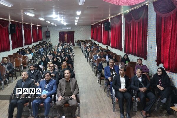 گردهمایی معاونان پرورشی مدارس قطب شهید شوشتری