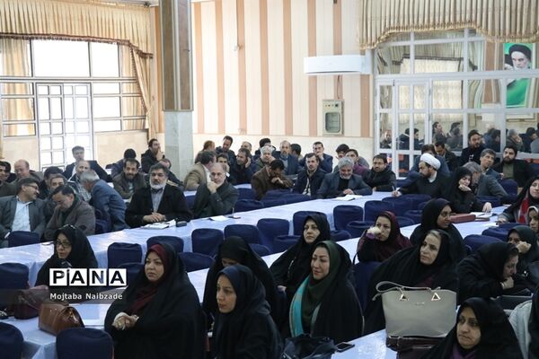 گردهمایی معاونان پرورشی مدارس قطب شهید شوشتری