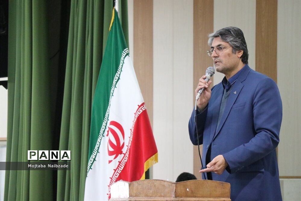 گردهمایی معاونان پرورشی مدارس قطب شهید شوشتری