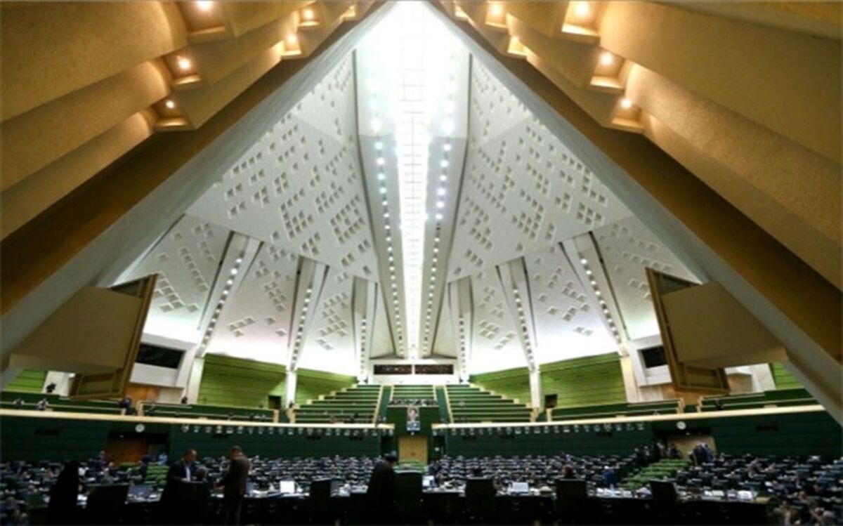 بهارستان در هفته جاری؛ آتش‌سوزی مدرسه زاهدان و حادثه علوم تحقیقات زیر ذره‌بین مجلس