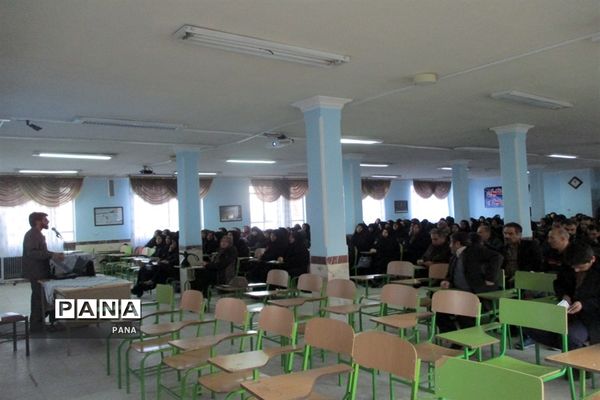 دوره تبلیغ و ترویج سبک زندگی ایرانی  اسلامی در ارومیه