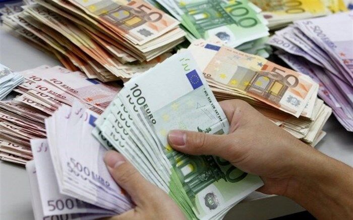 نرخ دلار در روزهای آتی در کانال ۹هزار تومانی
