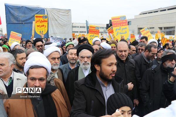 راهپیمایی 9 دی در مشهد