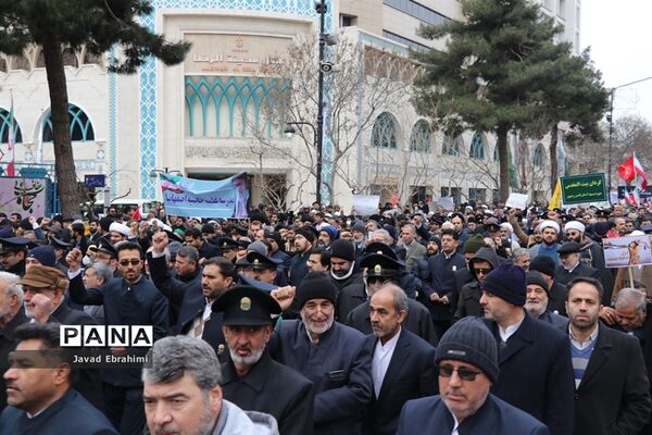 راهپیمایی 9 دی در مشهد