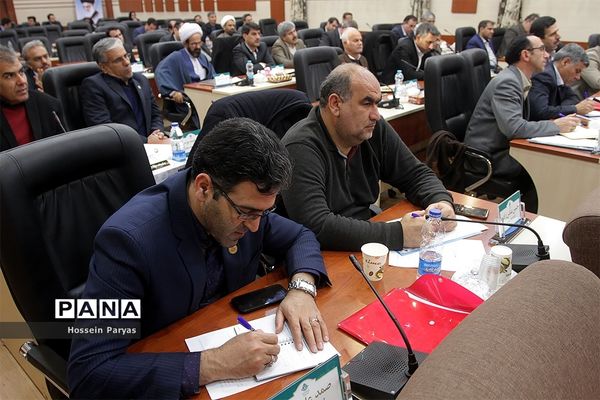 نشست هم‌اندیشی  مدیران ستادی و استانی سازمان دانش‌آموزی