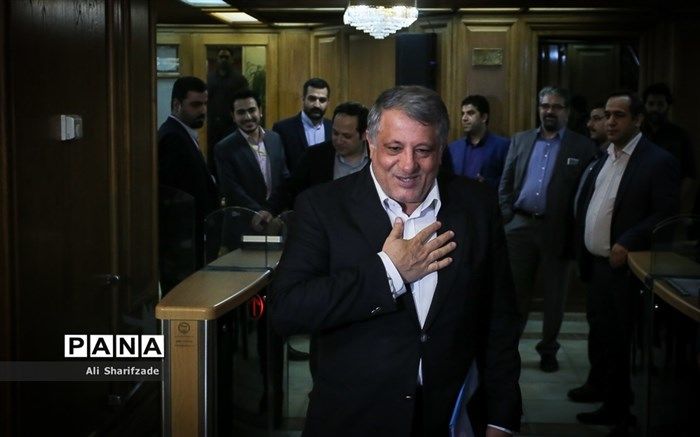 محسن هاشمی : من به حالت قهر صحن را ترک نکرده بودم