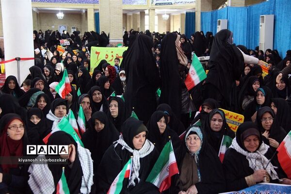 گرامیداشت 9 دی در مصلای امام خمینی (ره) ارومیه