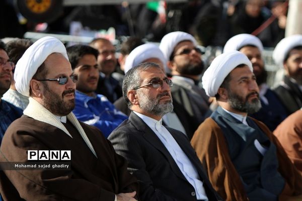 برگزاری مراسم 9 دی در میدان امام حسین(ع)