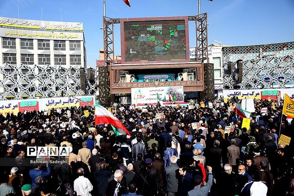 بزرگداشت حماسه ۹ دی در میدان امام حسین(ع)