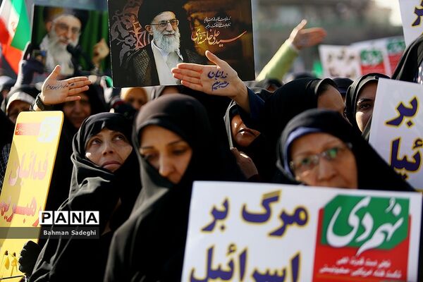 بزرگداشت حماسه ۹ دی در میدان امام حسین(ع)