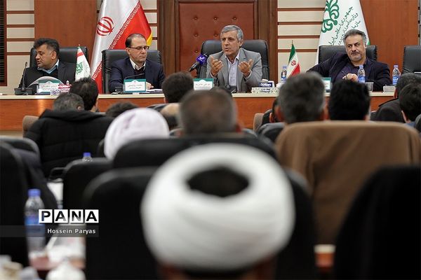 نشست هم اندیشی مدیران استانی سازمان دانش‌آموزی و مدیران انجمن اولیا و مربیان