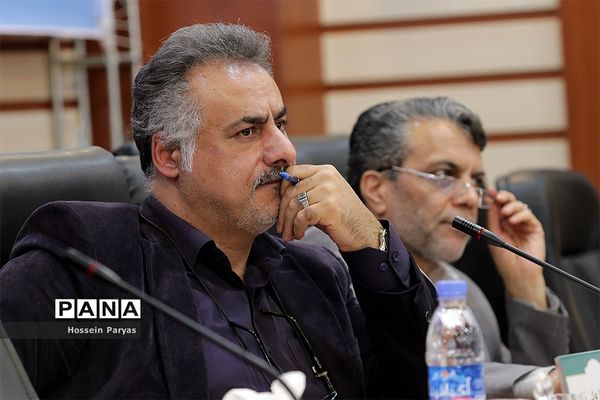 نشست هم اندیشی مدیران استانی سازمان دانش‌آموزی و مدیران انجمن اولیا و مربیان