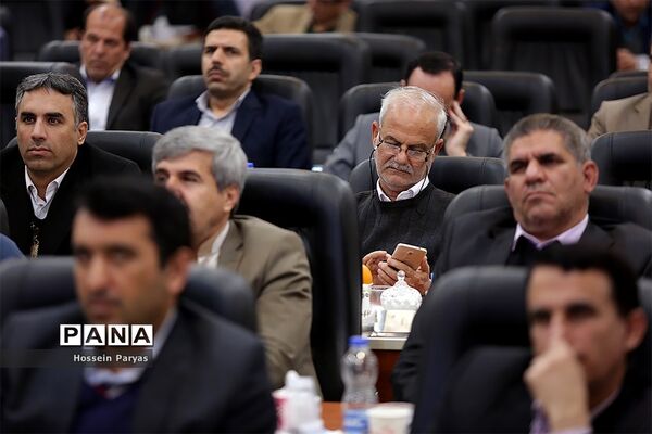 نشست هم‌اندیشی مدیران ستادی و استانی سازمان دانش‌آموزی- 2