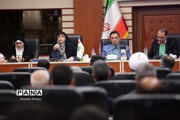 نشست هم‌اندیشی مدیران ستادی و استانی سازمان دانش‌آموزی- 2