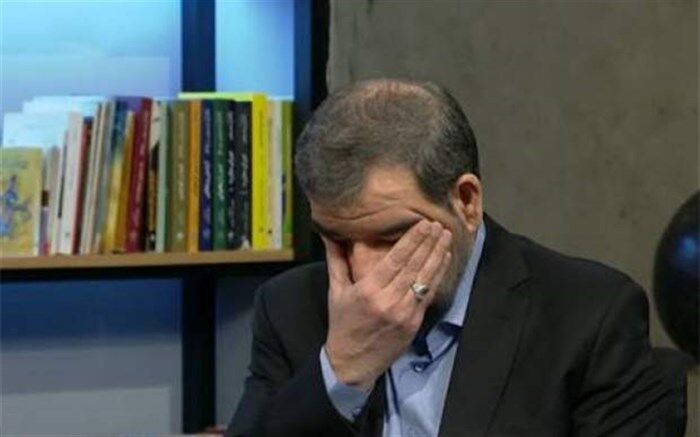 بغض آقا محسن در تلویزیون: دیگر در توئیتر از جنگ نمی‌نویسم