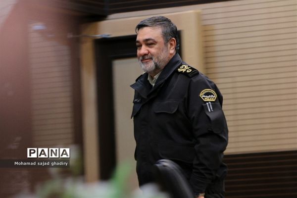 همایش عمومی فرماندهان، روسا و مدیران فرماندهی انتظامی تهران بزرگ