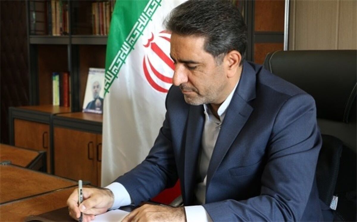 محمد صیدلو گفت: سکوی قهرمانی مسابقات رباتیک آسیایی و اقیانوسیه توسط تیم رباتیک دانش آموزی دماوند کسب شد