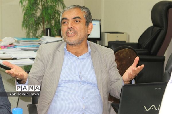 نشست تخصصی کار گروه زیر نظام تربیت معلم و تامین منابع انسانی استان بوشهر