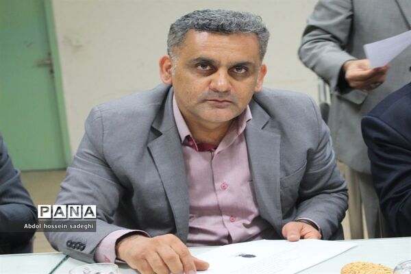 نشست تخصصی کار گروه زیر نظام تربیت معلم و تامین منابع انسانی استان بوشهر